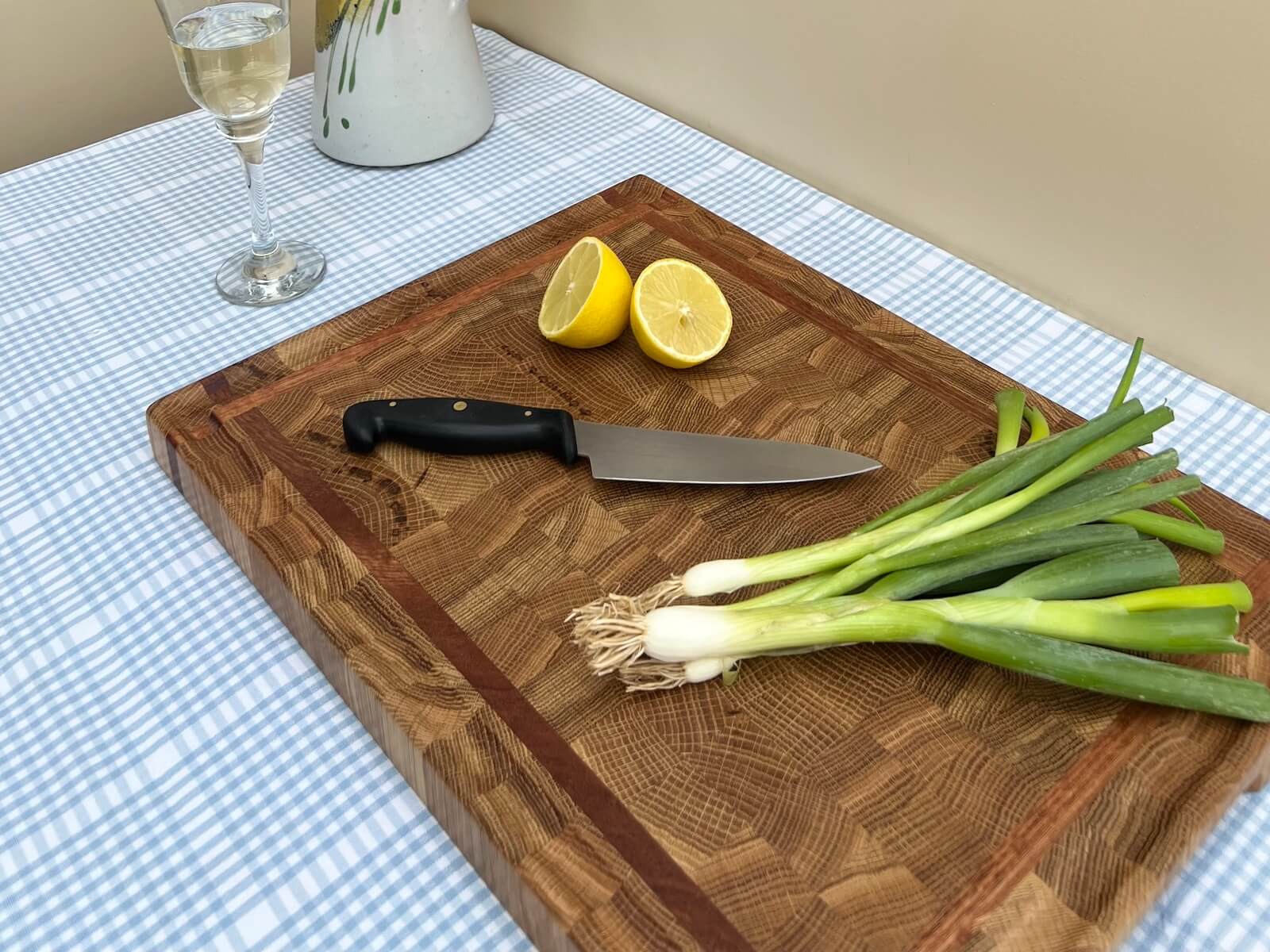 Handcrafted Personalised End Grain Oak Chopping Board with Border Pattern – UK Made.